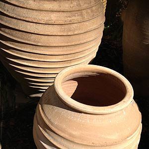 Terracotta pot with ribbed design